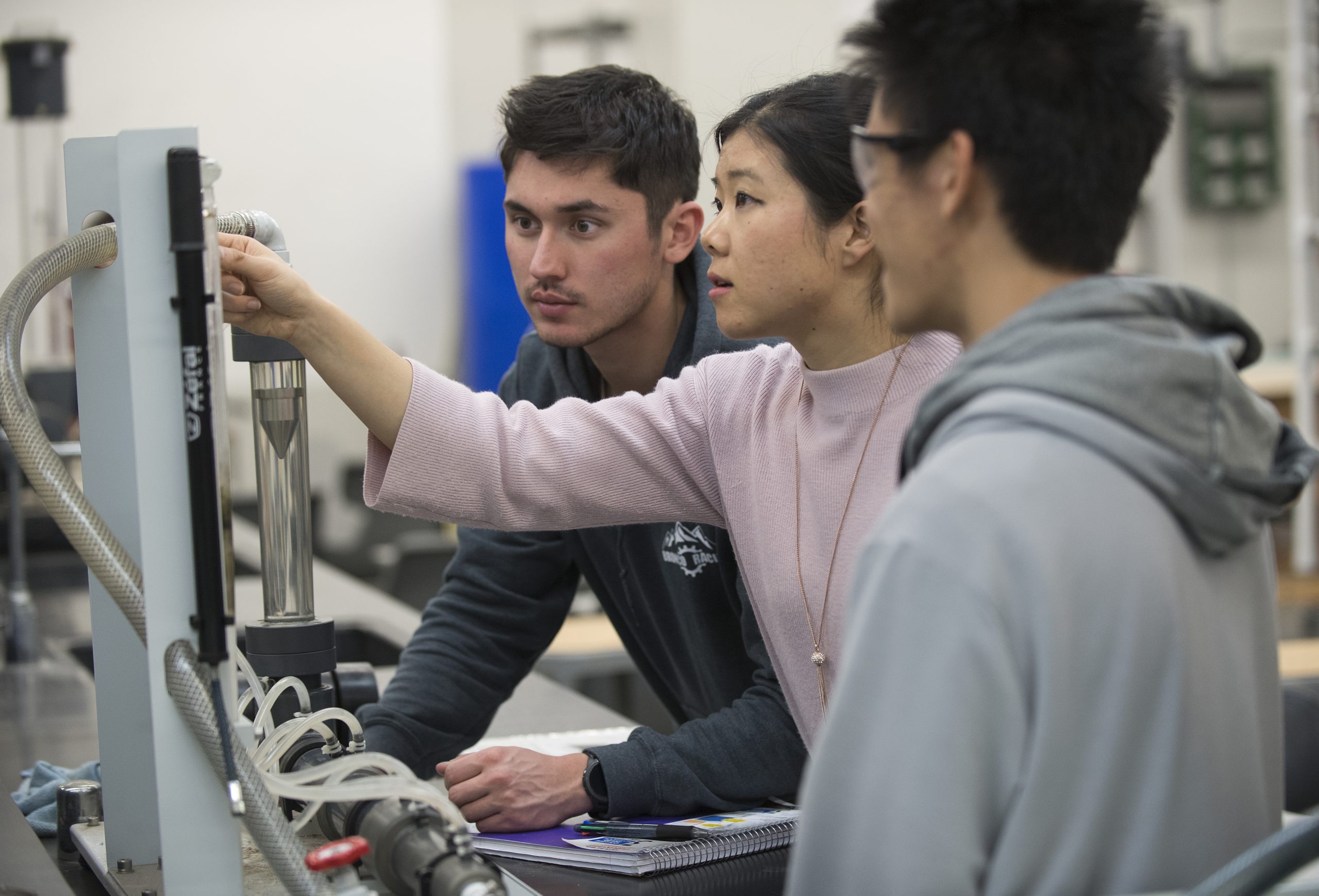 ME 3131 lab12-Students in ME 3131 lab at Cal Poly Pomona February 11, 2020.